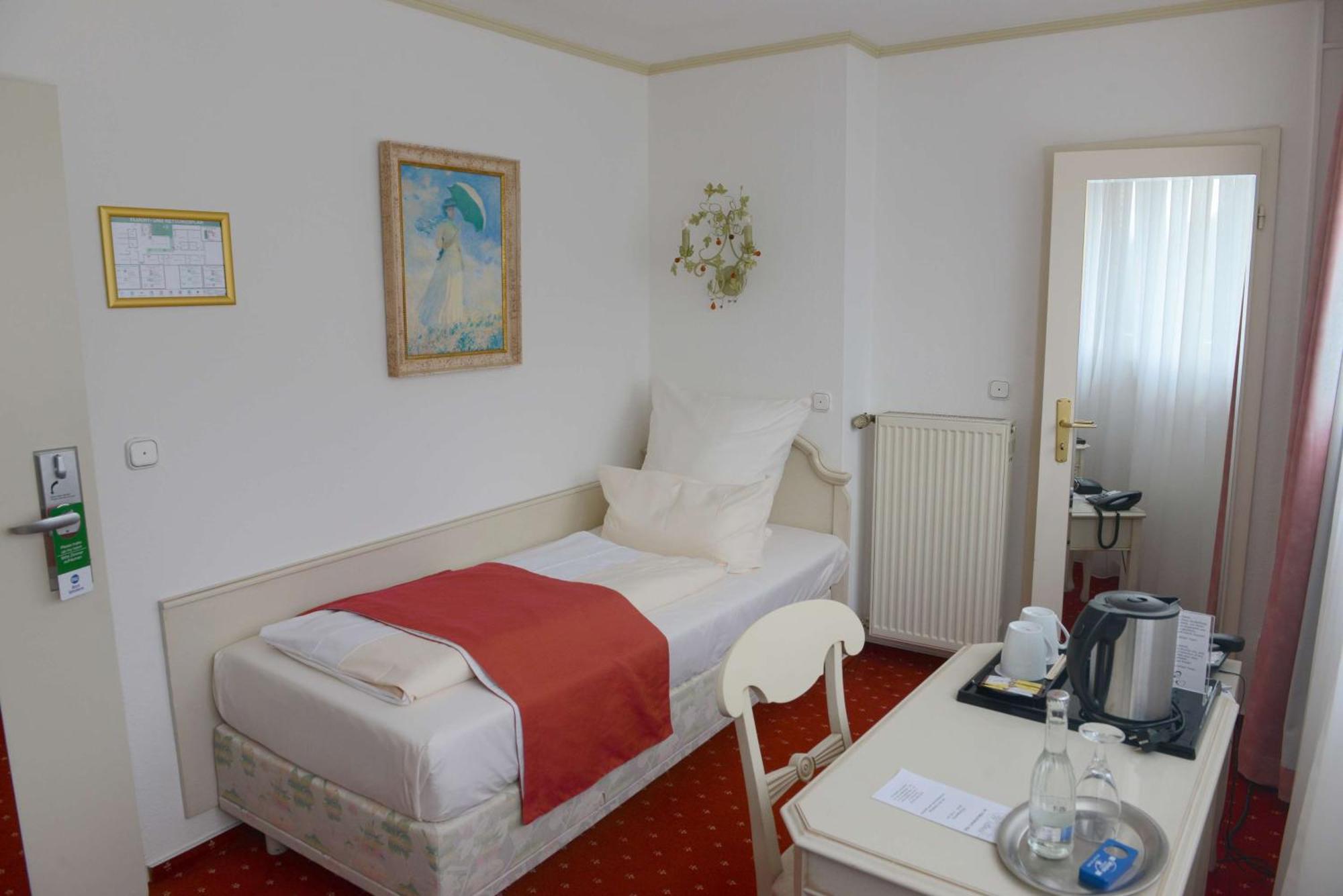 Sure Hotel By Best Western Rhoen Garden Poppenhausen Eksteriør bilde